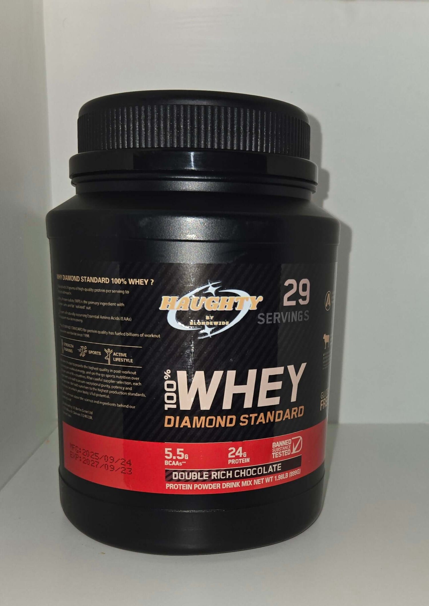Chocolate whey protein powder with 24g protein per serving